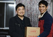 送温暖到员工家